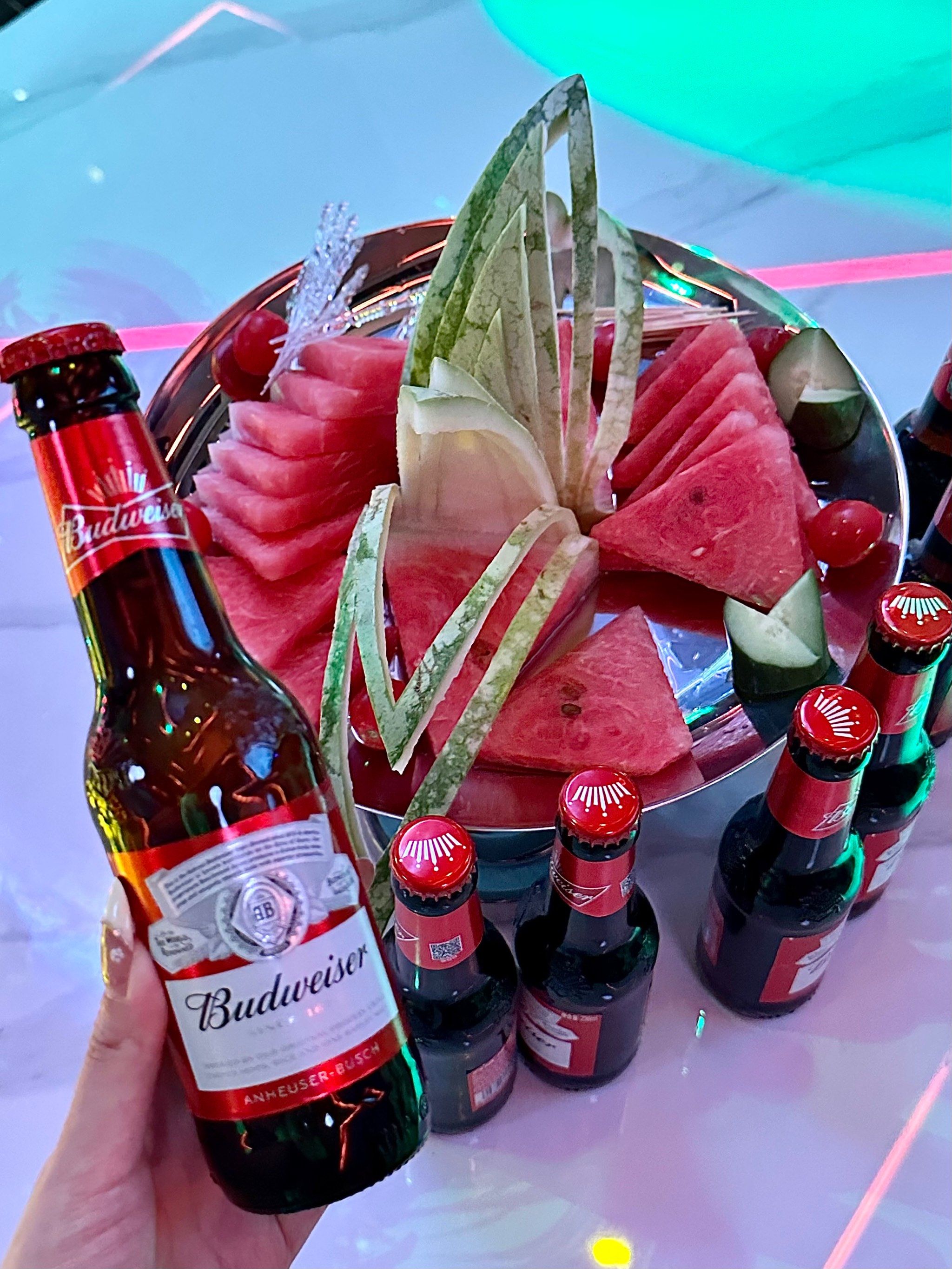 贵阳商务ktv攻略指南-白云区ktv预定